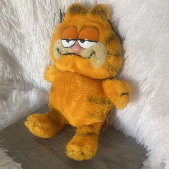 Vintage Garfield Stuffed Animal Bean Bag - Picture 2 of 6